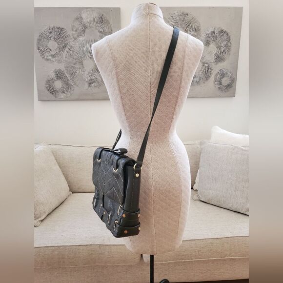 Bodhi Leather Crossbody Bag - Picture 3 of 15